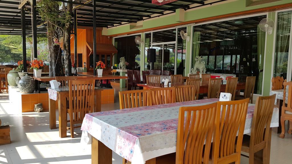 Ruen Narisra Resort Sukhothaï Extérieur photo