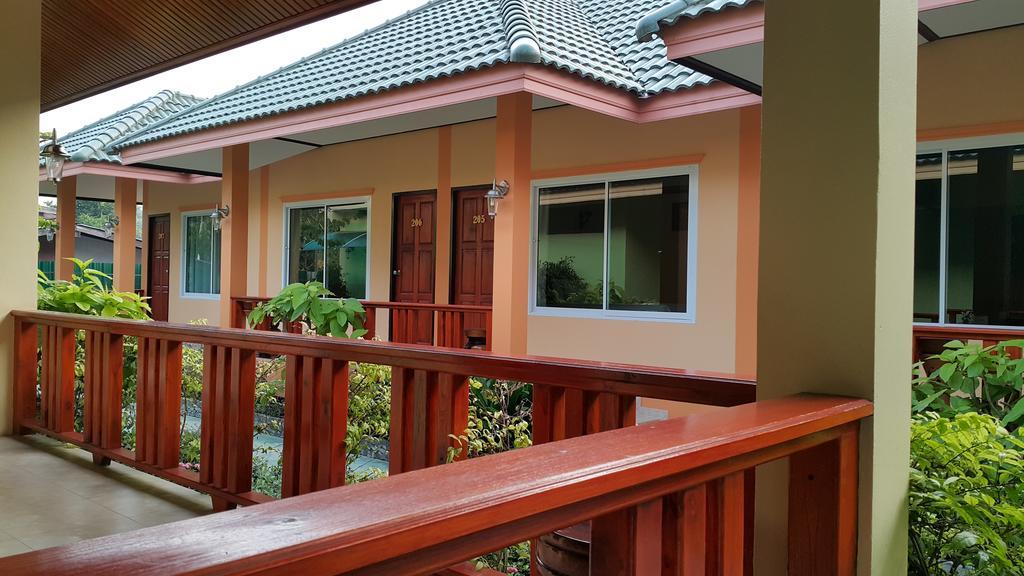 Ruen Narisra Resort Sukhothaï Extérieur photo