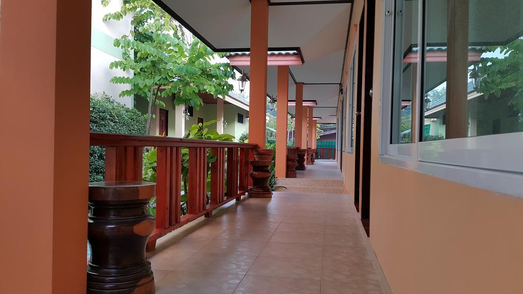 Ruen Narisra Resort Sukhothaï Extérieur photo