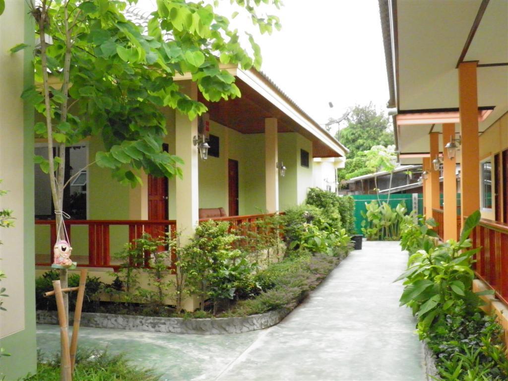 Ruen Narisra Resort Sukhothaï Extérieur photo