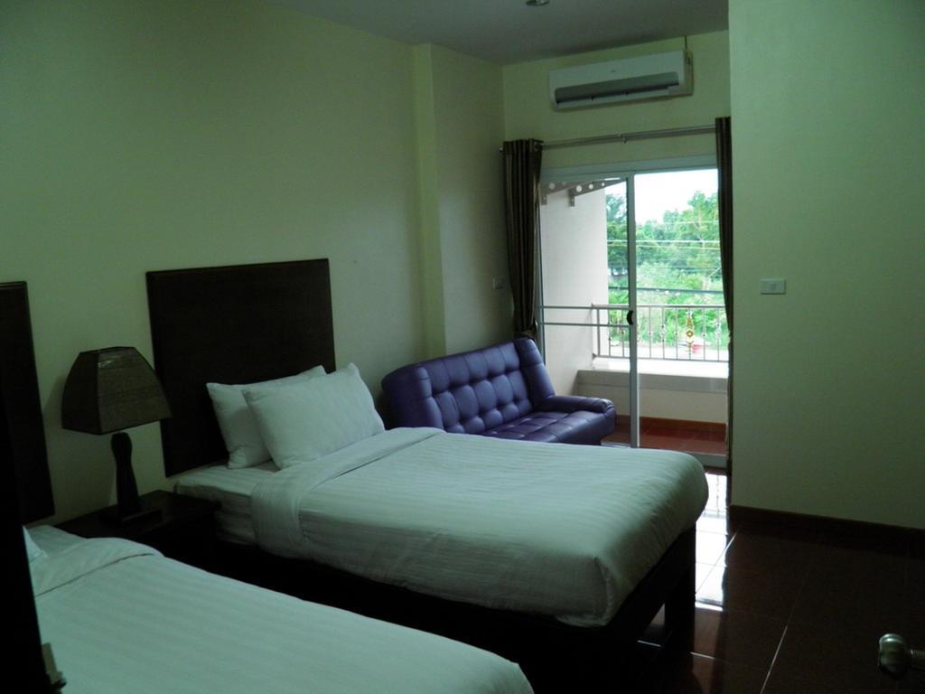 Ruen Narisra Resort Sukhothaï Chambre photo