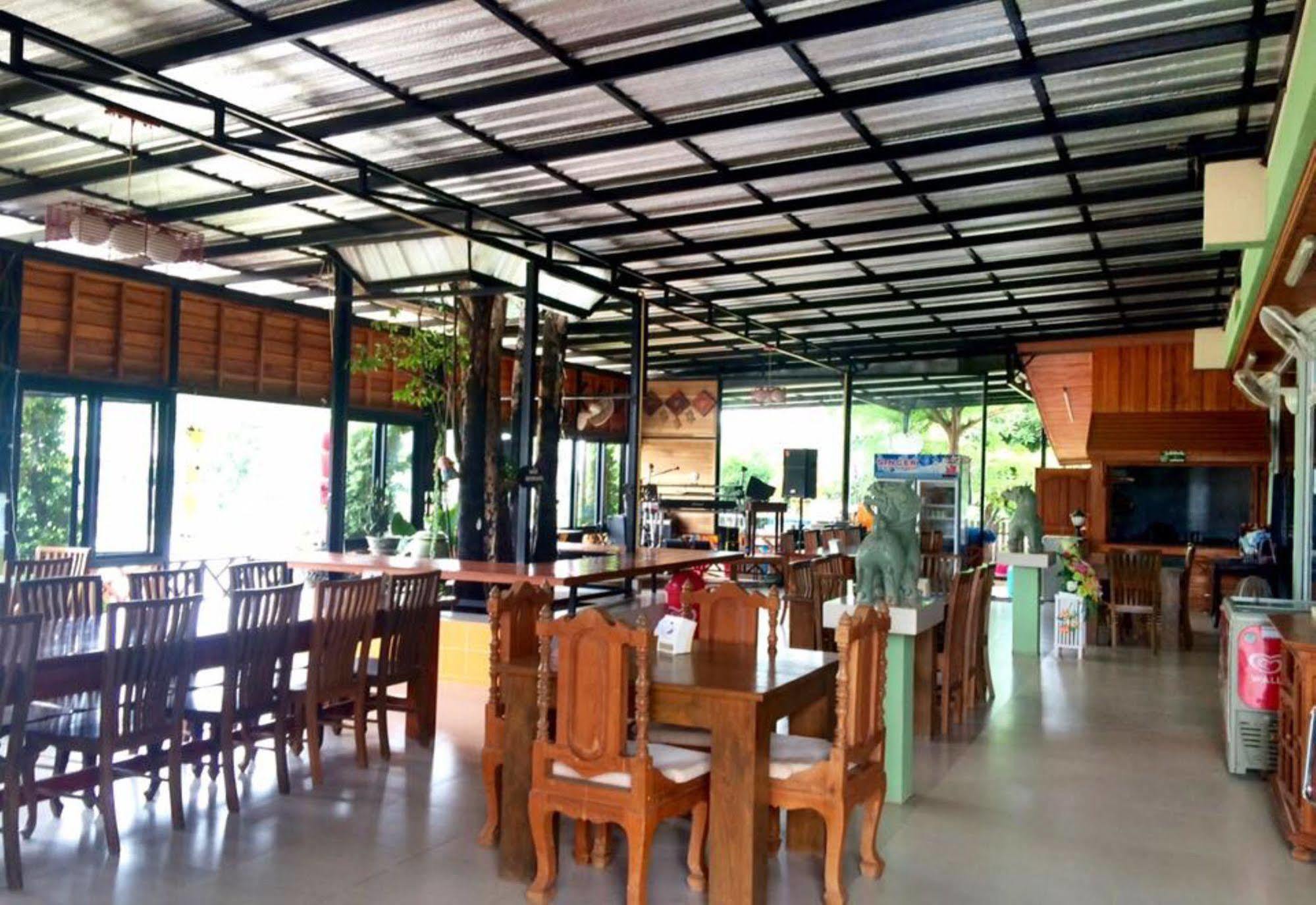 Ruen Narisra Resort Sukhothaï Extérieur photo