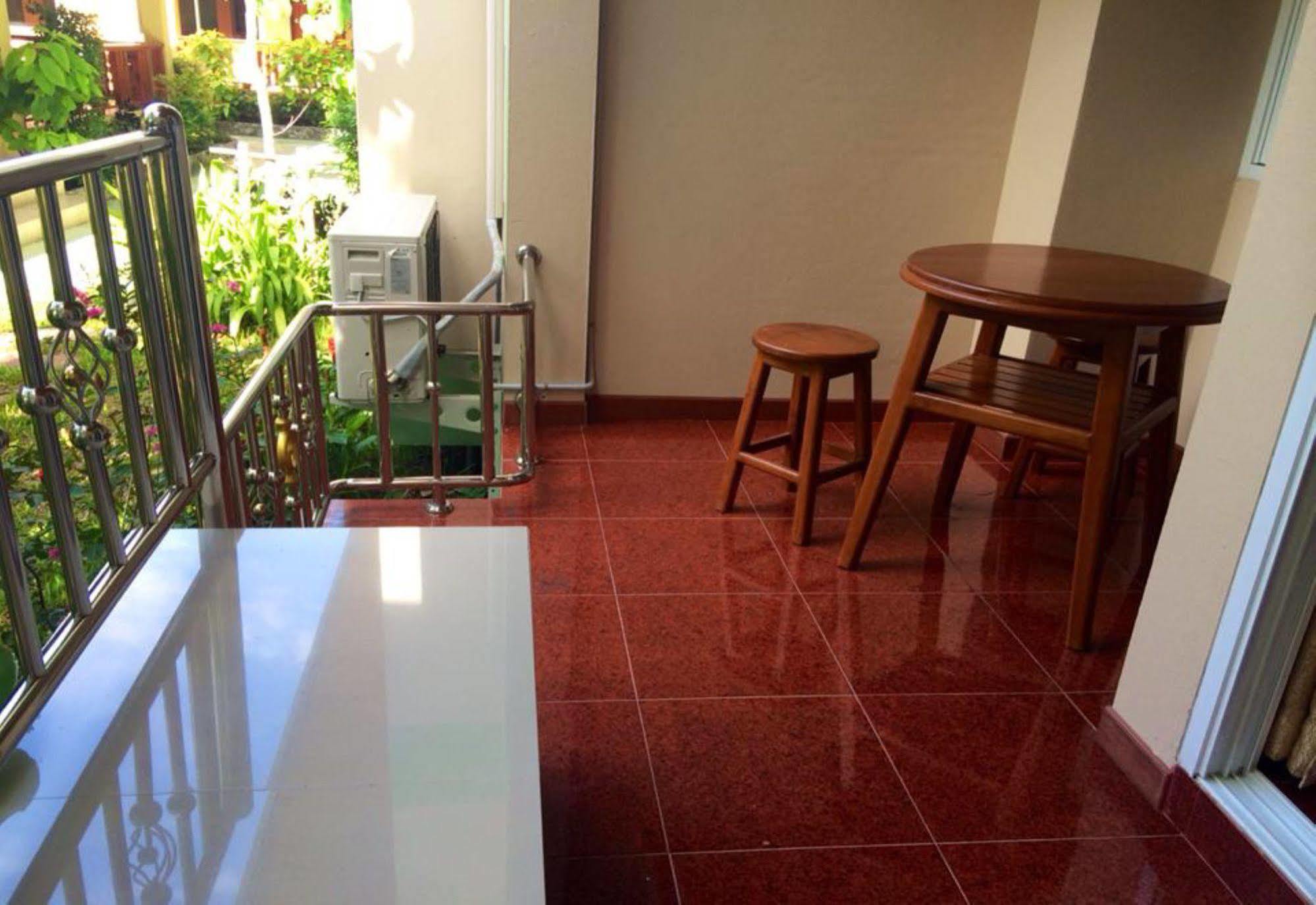 Ruen Narisra Resort Sukhothaï Extérieur photo